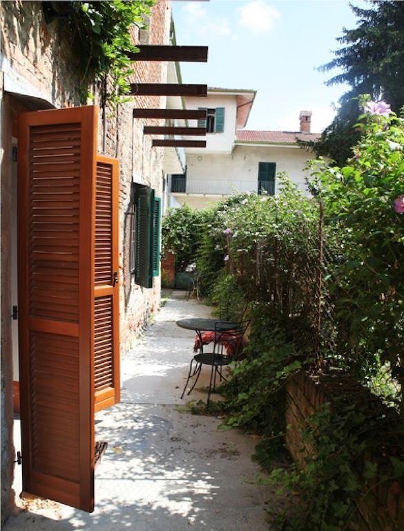 Agriturismo Olivazzi Quattordio ภายนอก รูปภาพ